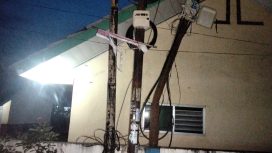 Keterangan foto : Jaringan Aktivis Nusantara (JAN) Banten soroti keberadaan kabel internet yang Semrawut di Kampung Pancur, Desa Bojongleles, Kecamatan Cibadak, Kabupaten Lebak, Kamis (31/7/2025)