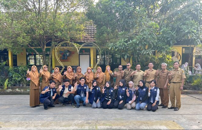 
					Mahasiswa KKM Literasi 70 UNTIRTA Tanamkan Minat Baca di Kelurahan Pipitan