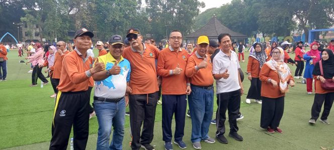
					Wakili Walikota Tangerang, Kaonang Hadiri Senam Hari Jadi PWRI