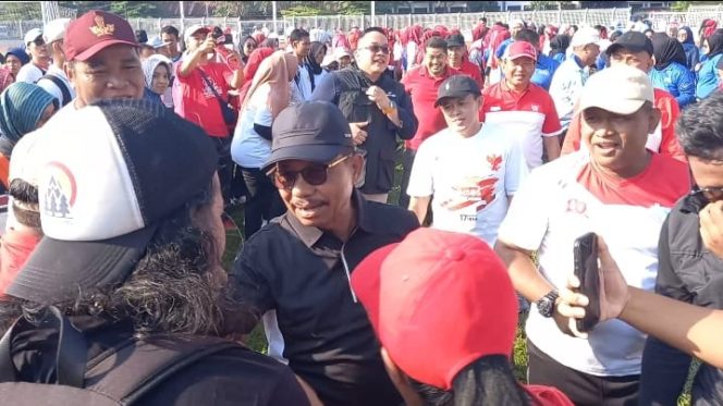 
					Seru Jasa, Walikota Sachrudin Lomba Agustusan bersama Pegawai Pemkot Tangerang