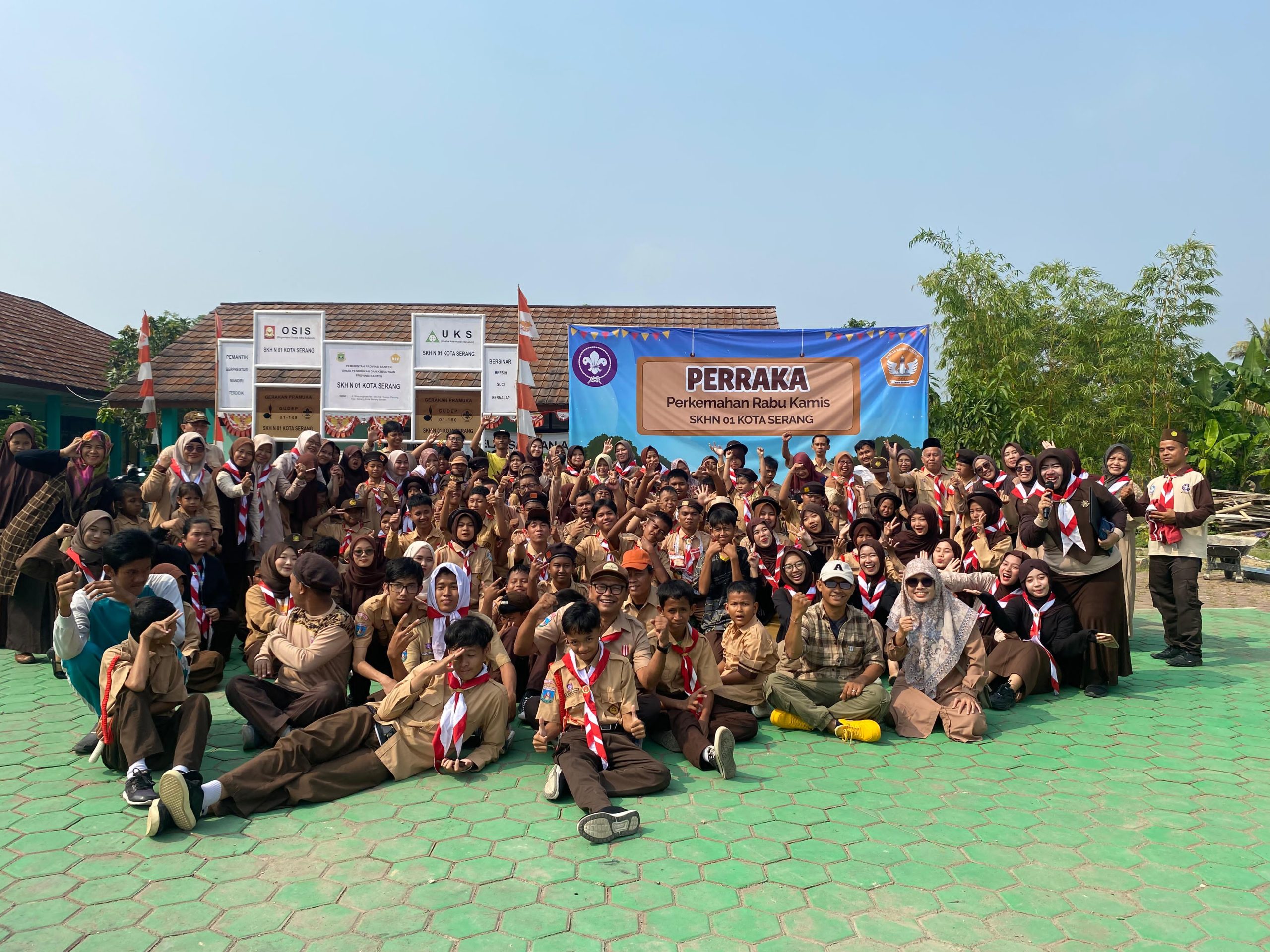 Semarak PERRAKA SKHN 01 Kota Serang bersama Para Kakak Mahasiswa: Malam Api Unggun, Penjelajahan dan Pentas SENI