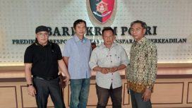 Penyidik Polda Jawa Tengah diminta segera memeriksa anggota DPR RI berinisial AA atas dugaan penyekapan dan penganiayaan serta penyebaran berita bohong terhadap seorang pedagang martabak di Pekalongan bernama Purwanto alias Gacon.