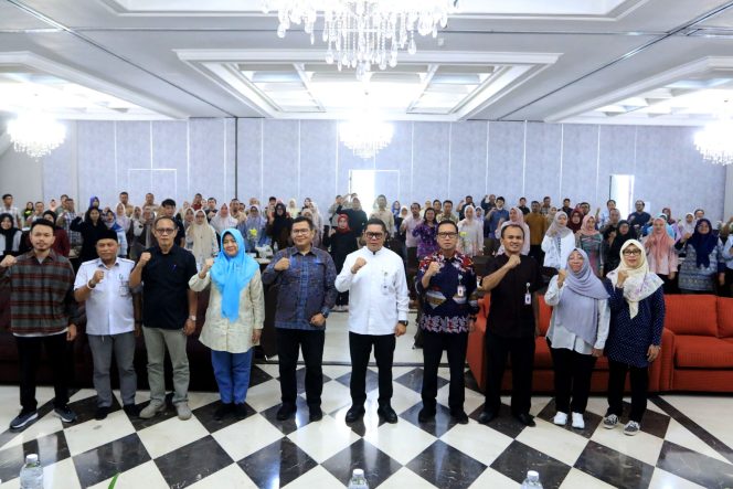 
					Tutup Evaluasi NSPK, Wakil Wali Kota Tangerang: Komitmen Moral Jadi Fondasi Birokrasi