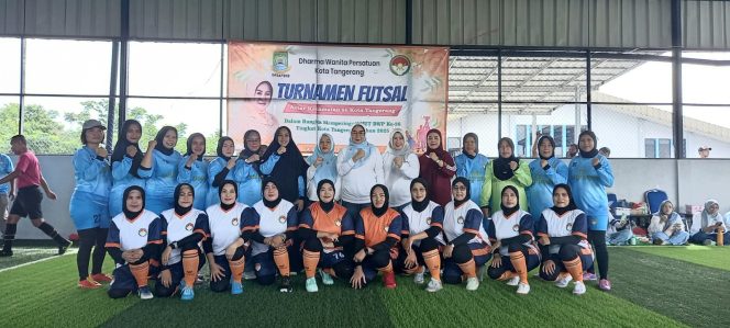
					Seru Jasa Turnamen Futsal DWP Kota Tangerang, 13 Tim Tanding di Lapangan Gedung Pemuda