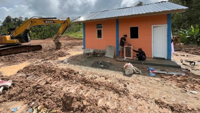 
					Usai Banjir dan Longsor, BNPB Bangun 40 Unit Rumah Sementara di Tapanuli Utara