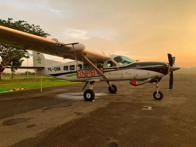 
					Kurangi Intensitas Hujan, Kepala BNPB Perintahkan Anggota BNPB Modifikasi Cuaca di Jakarta dan Jawa Barat