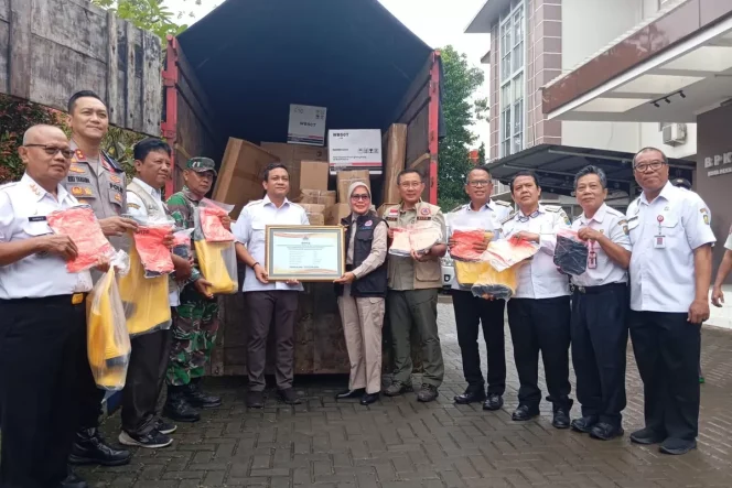 
					BNPB Berikan Bantuan Permintaan Pemda Atasi Banjir Pekalongan