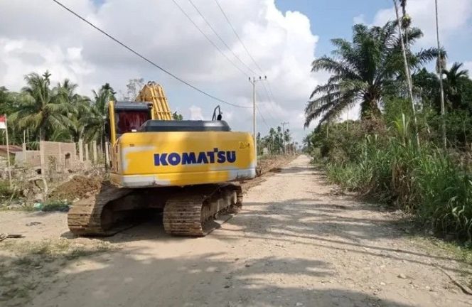 
					Pulihkan Pasca Bencana, Kepala BNPB Turunkan Bantuan Alat Berat di Langkahan, Aceh Utara