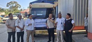 Keterangan foto : Anggota DPR RI Arif Rahman hadir saat launcing bantuan di Bulog Lebak dan Pandeglang, Jumat (14/3/2026)