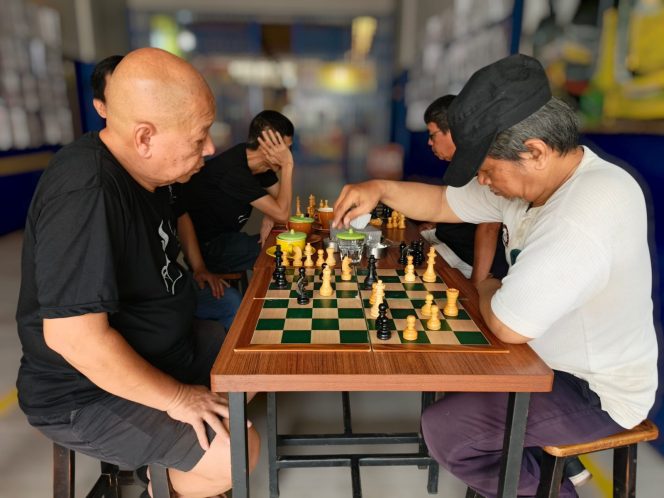 
					The Chess Tournament: Saat Catur Menyatukan Warga