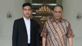 Wakil Presiden Gibran Rakabuming Raka menggelar pertemuan tertutup bersama Ketua Umum Relawan Jokowi (PROJO), Budi Arie Setiadi, di Kantor Istana Wakil Presiden, Jakarta, Kamis (7/5/2026).