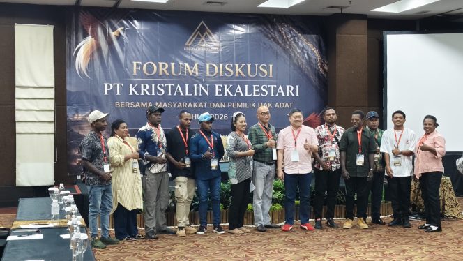 
					PT Kristalin Ekalestari Berkomitmen Konsisten Jalankan CSR di Desa Nifasi