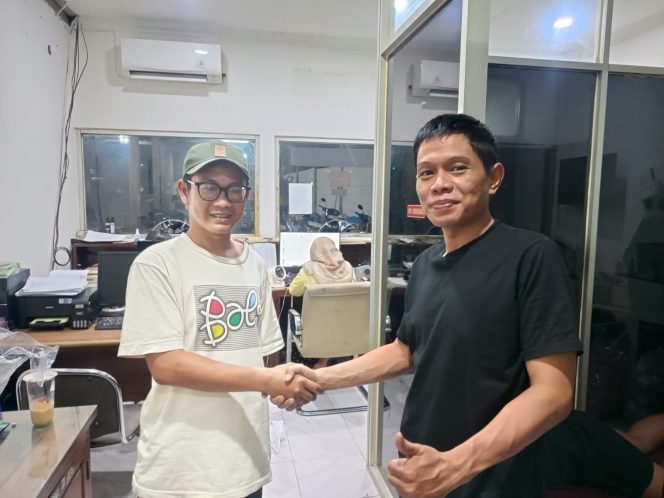 
					Bang Dhik Membangun Usaha Bersama Murni Chick di Community Center Tangsel